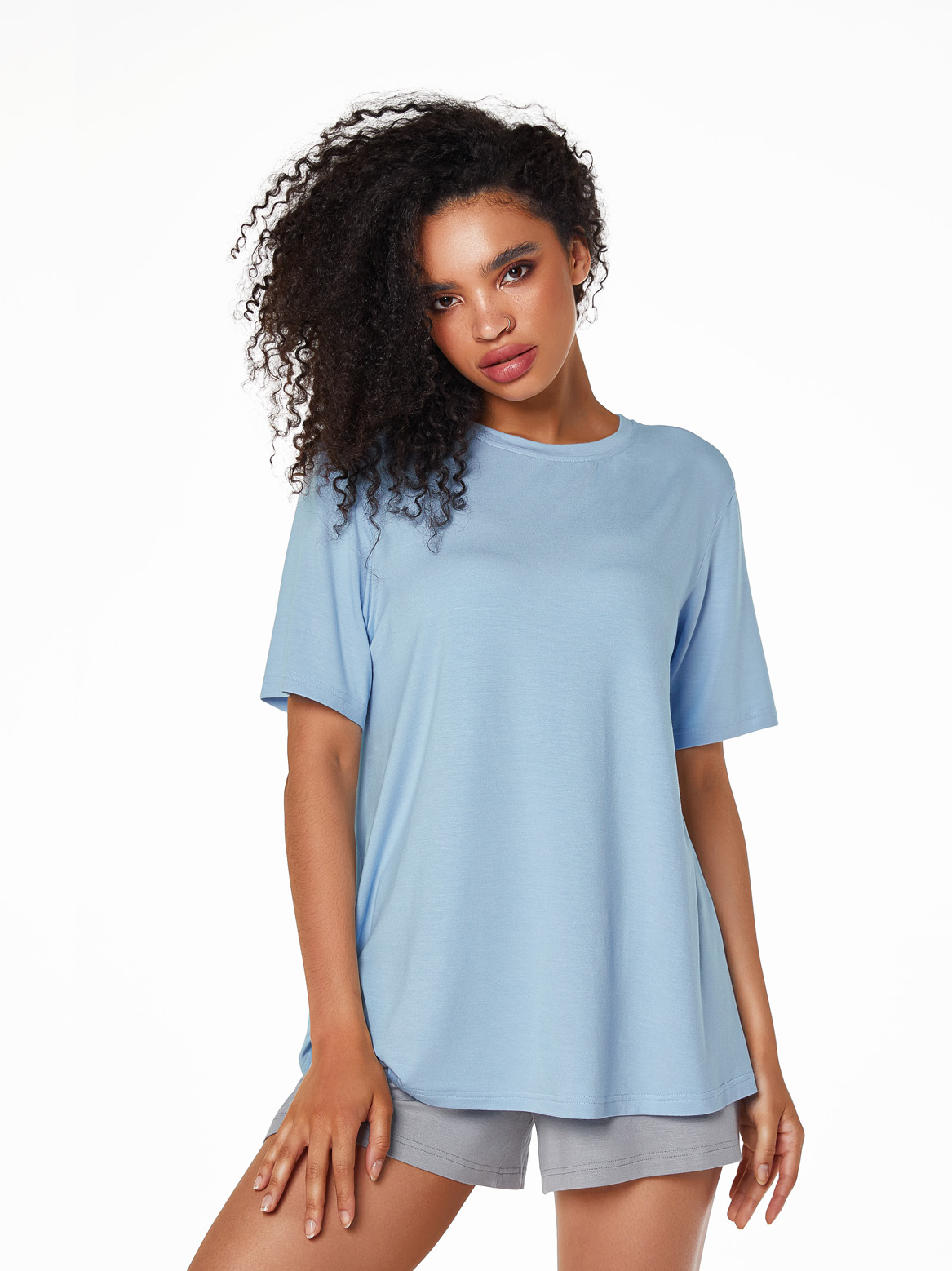 Пижама голубая туника  с серыми шортами