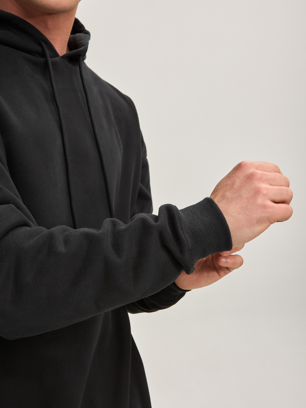 Толстовка мужская черная