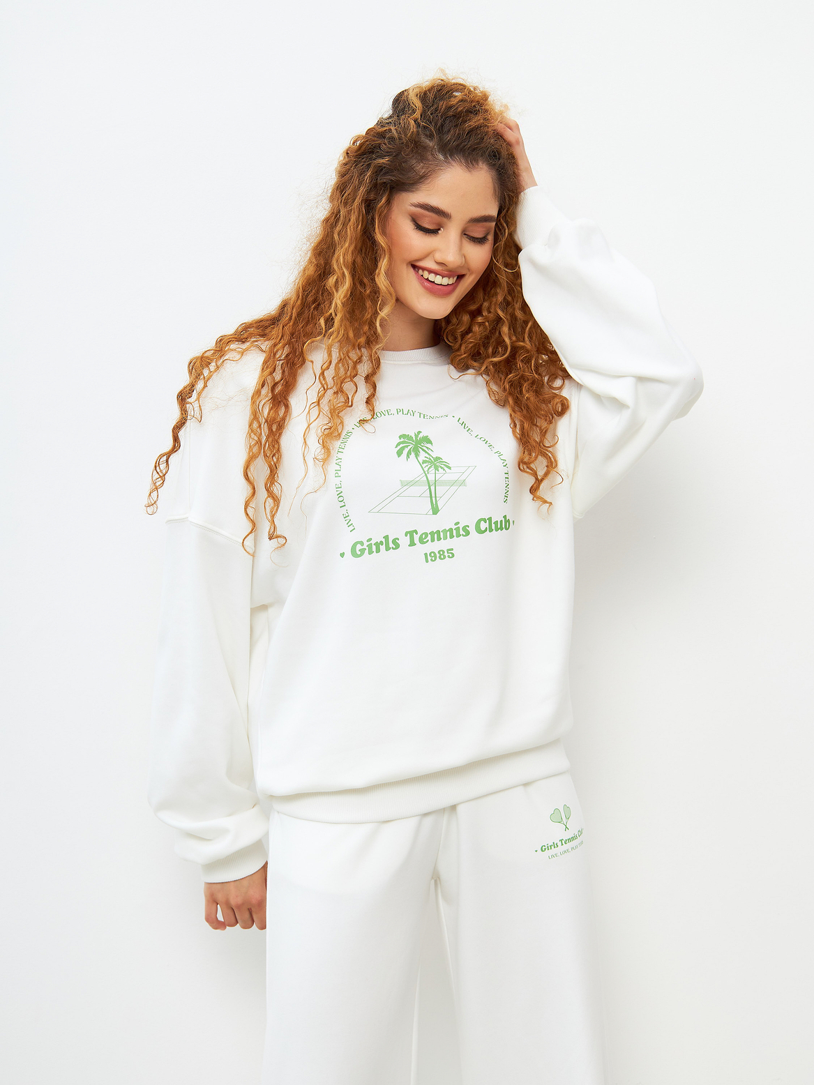 Свитшот белый с зеленым принтом Tennis